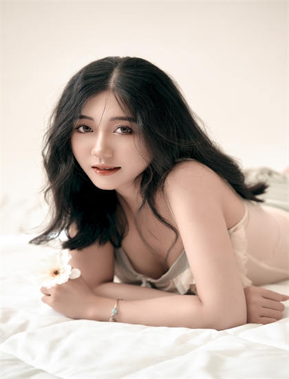 《海豚湾》评分测评：是否值得花时间观看的深度经济分析